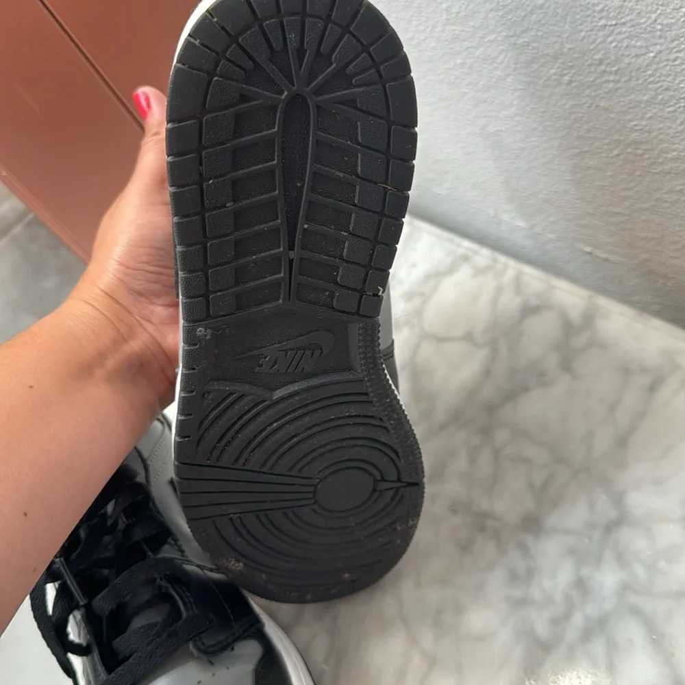 Jordan - Picture 3 of 3